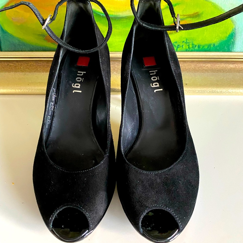 Hōgl women high heels. Black suede. Size US 5.5, UK 3, EU 36.